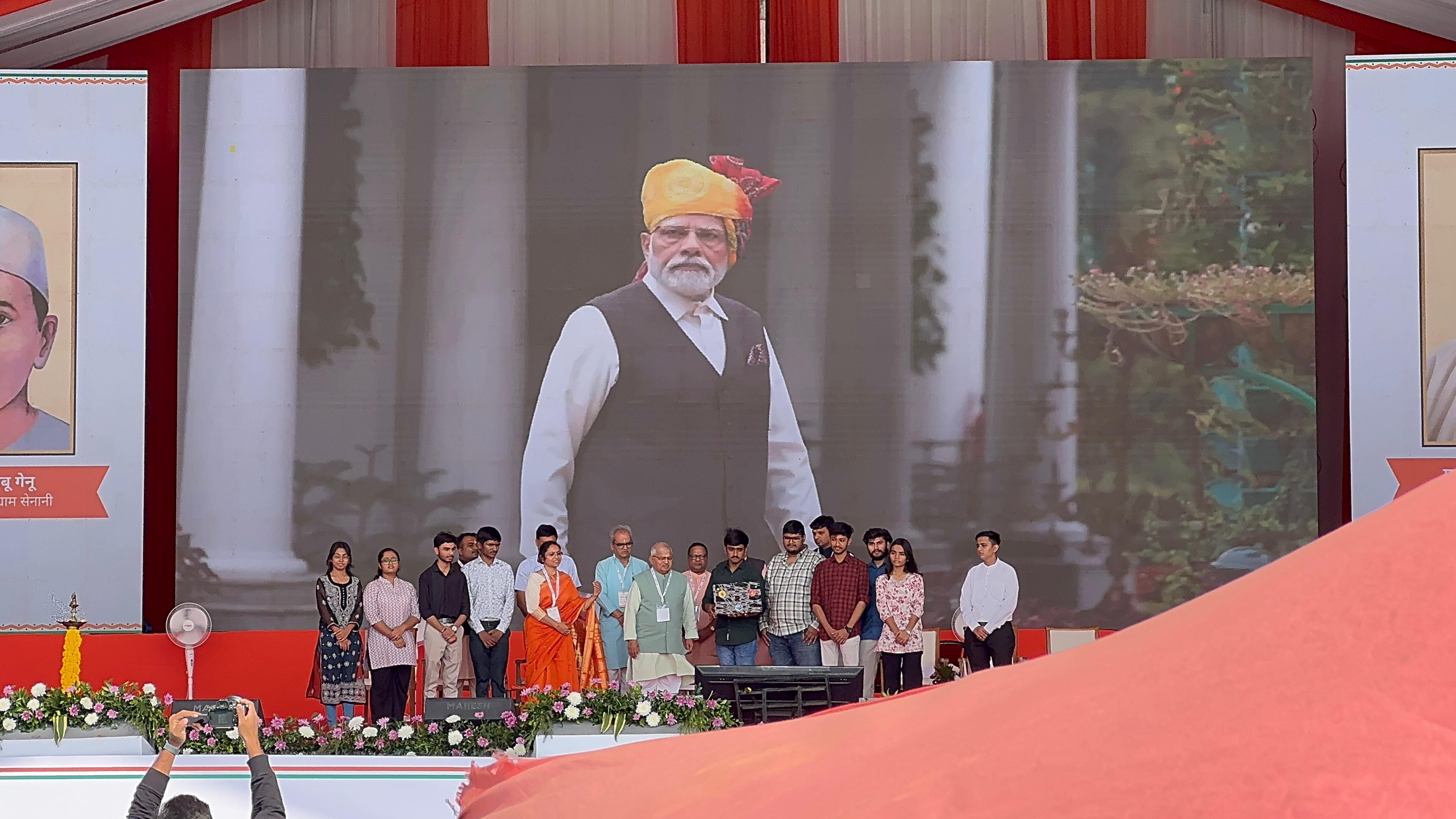 Swadeshi Parakh Launch with VIPs